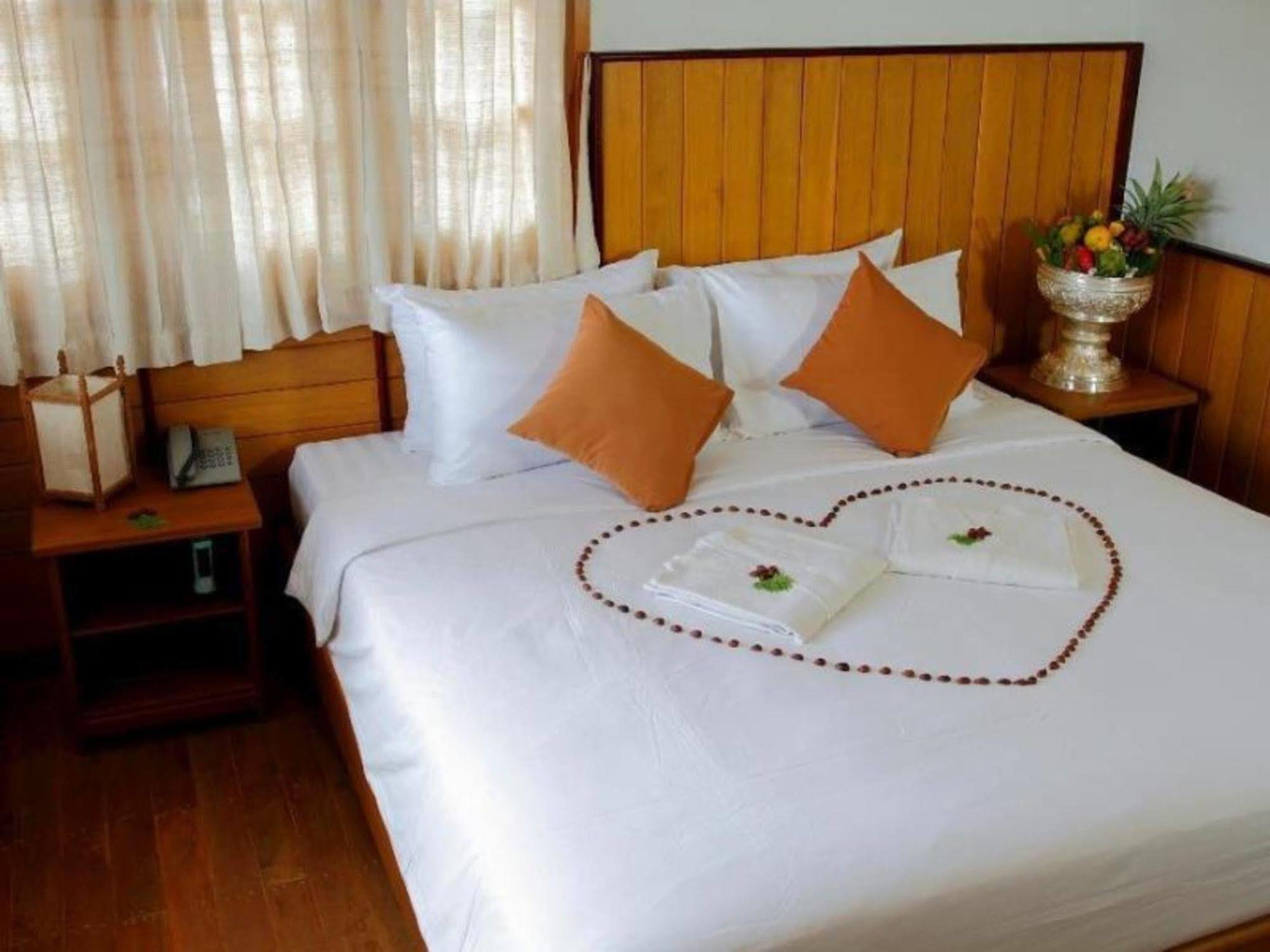 Inle Lotus Hotel Nyaung Shwe Eksteriør bilde